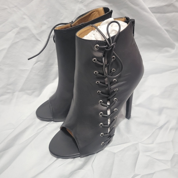 NWB NIB Shoedazzle Kavia Black Corset Lace Up Open Toe Booties - Picture 3 of 7
